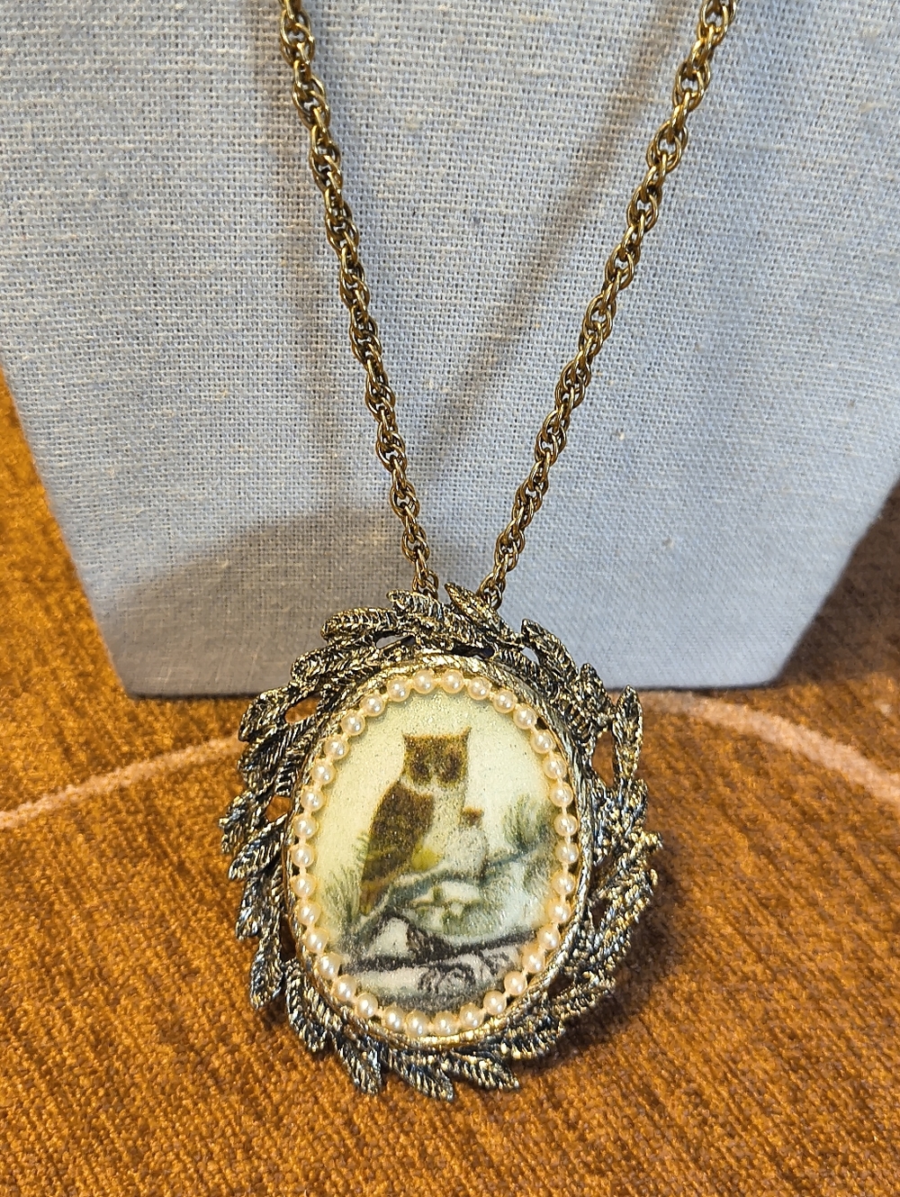 Vintage MCM Gold-Tone Owl Cameo Necklace with Cream and Pearl Accents